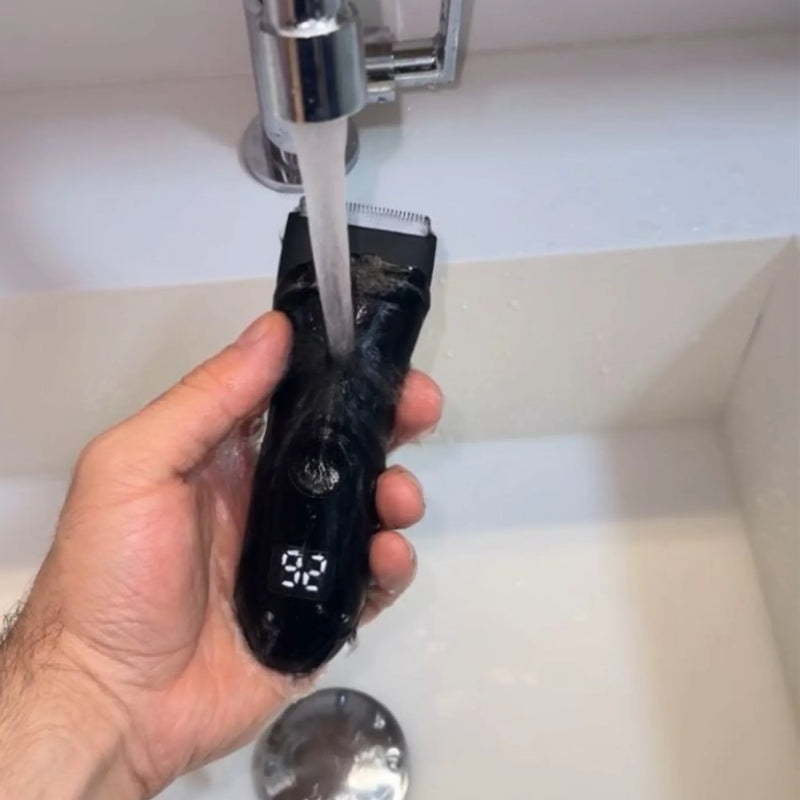 Precision Trim Pro: Aparador à Prova d'Água e Suave com Sua Pele